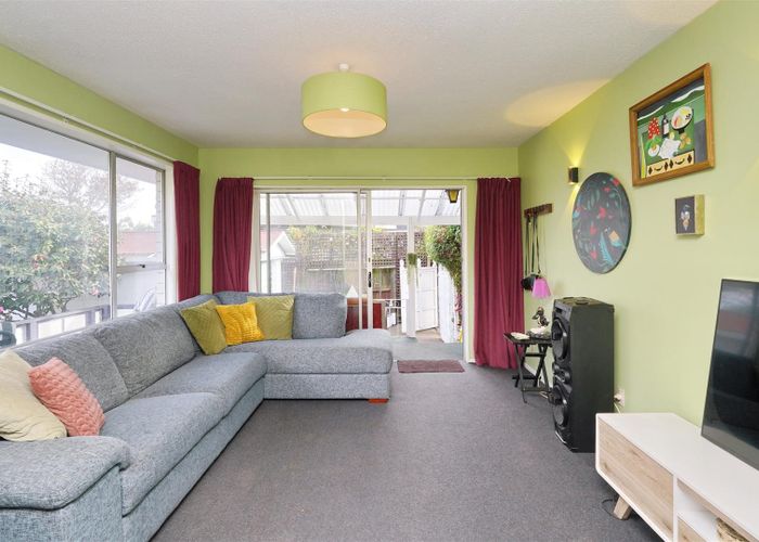  at 2/7 Wanstead Place, Woolston, Christchurch City, Canterbury