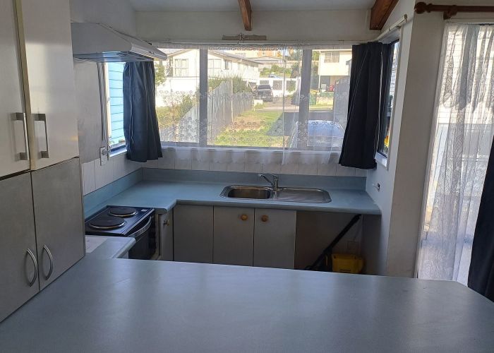  at 11A Valencia Place, Manurewa, Manukau City, Auckland