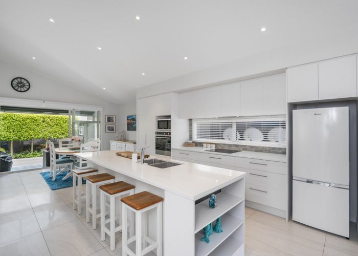  at 37 St Pauls Drive, Brookfield, Tauranga, Bay Of Plenty