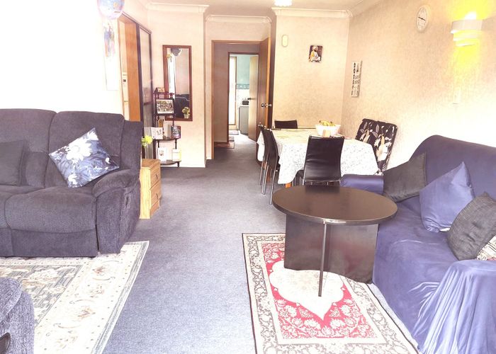  at 2/8 Peveral street, Riccarton, Christchurch City, Canterbury