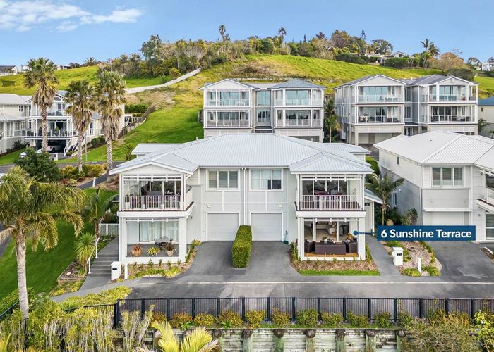  at 6 Sunshine Terrace, Orewa, Rodney, Auckland