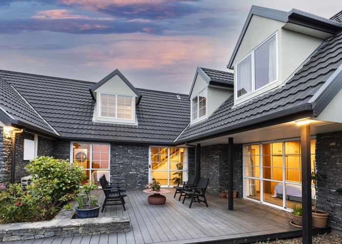  at 3 Lucknow Place, Cashmere, Christchurch