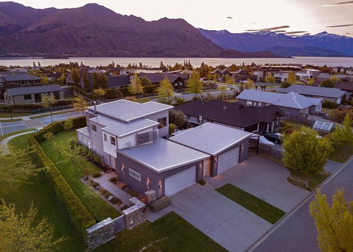  at 10 Sunnyside Lane, Wanaka