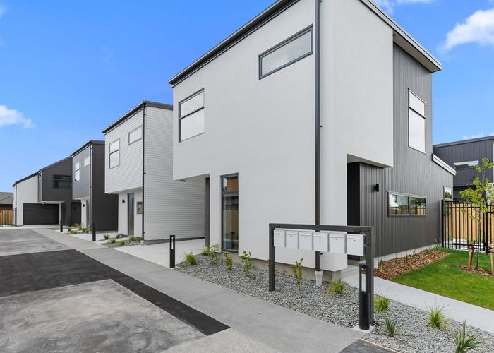  at 115A Lincoln Road, Addington, Christchurch