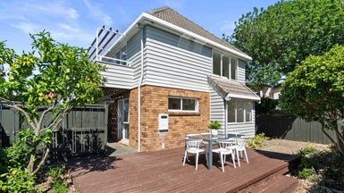  at 20D Clonbern Road, Remuera, Auckland