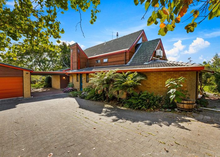  at 9 Vaughan Road, Okura, North Shore City, Auckland