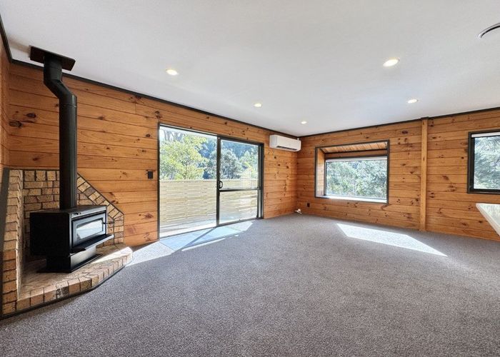  at 18 Fawcett Road, Titirangi, Waitakere City, Auckland