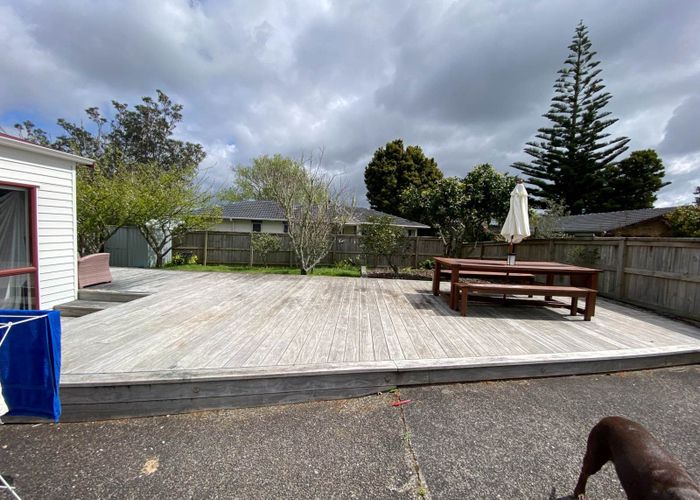  at 35 Powrie Street, Glenfield, North Shore City, Auckland