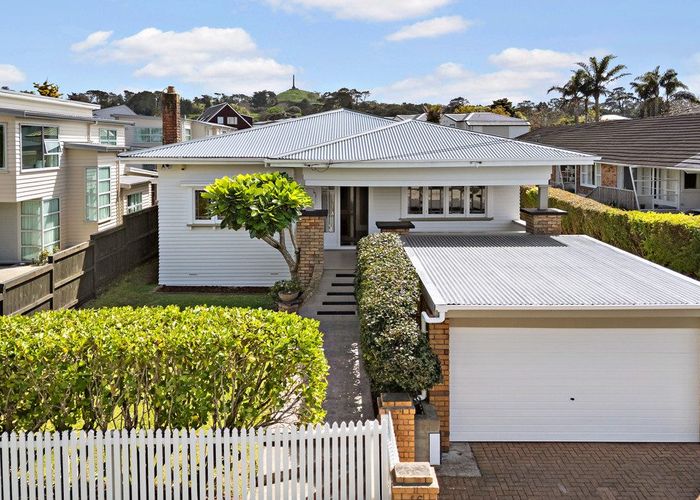  at 16 Tawa Road, Onehunga, Auckland City, Auckland