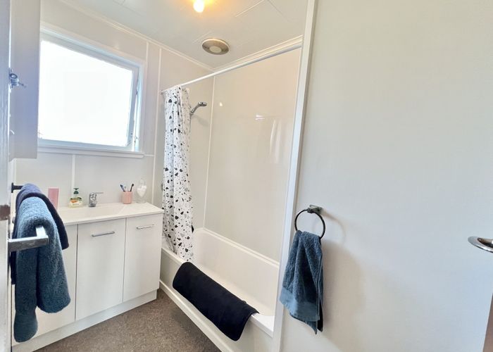  at 242 Sunset Road, Sunnybrook, Rotorua, Bay Of Plenty