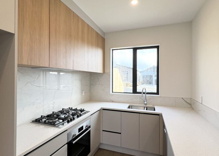  at 44 Horokaka Street, Massey, Waitakere City, Auckland