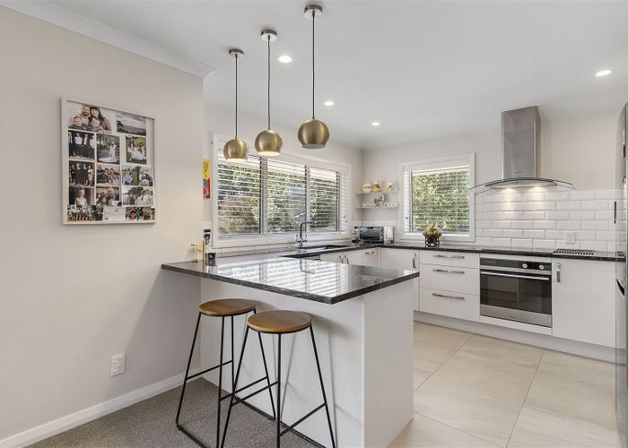  at 2/67 Nelson Street, Howick, Auckland