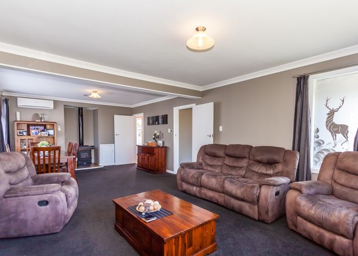  at 11 Belvedere Crescent, Takaro, Palmerston North