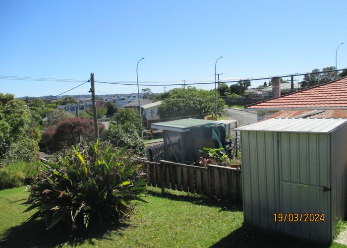  at 77 McLeod road, Te Atatu South, Waitakere City, Auckland