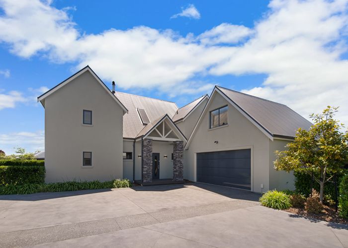 at 8 Riverstone Drive, Riverstone Terraces, Upper Hutt