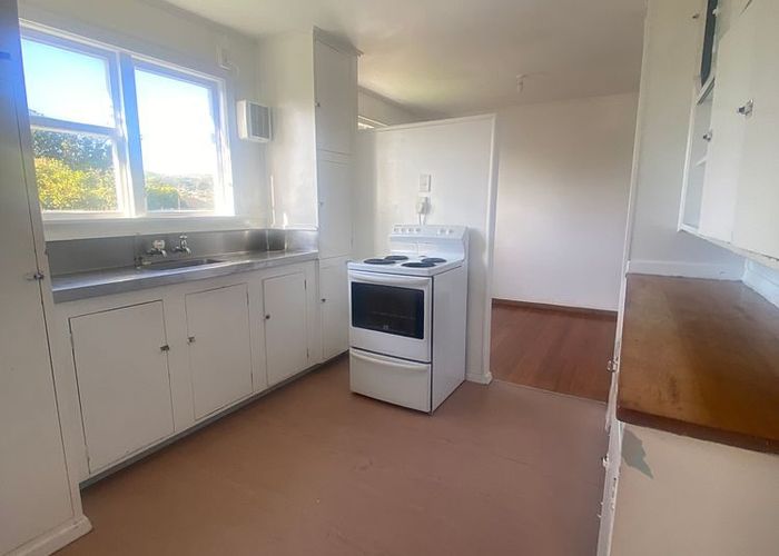  at 33 Gear Terrace, Ranui Heights, Porirua, Wellington
