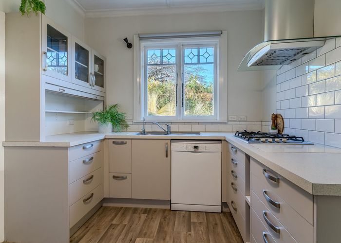  at 27 Lonsdale Street, Belleknowes, Dunedin, Otago