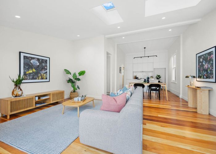  at 21 Cardigan Street, Morningside, Auckland City, Auckland