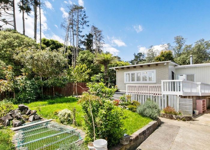  at 117 Kinross Street, Blockhouse Bay, Auckland