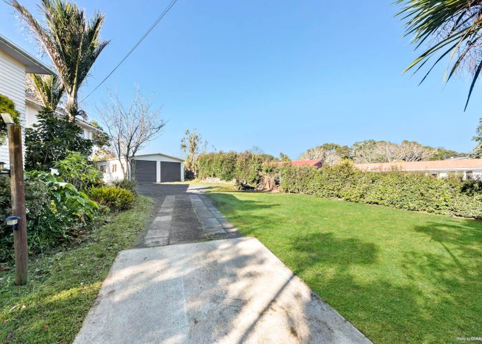  at 25 Edmonton Road, Henderson, Auckland