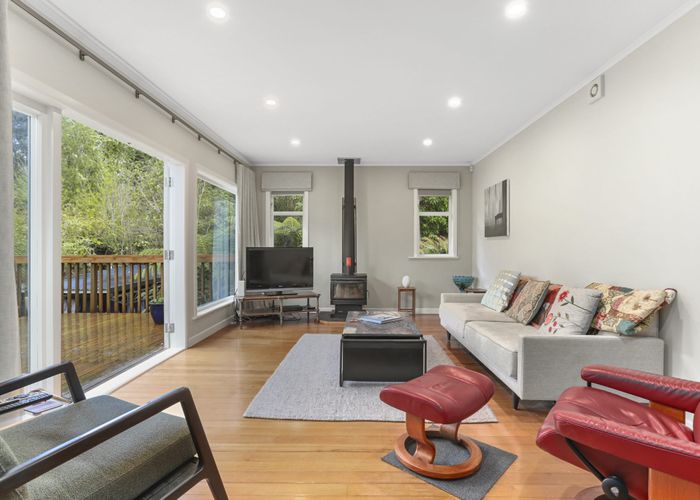  at 199 Woodlands Park Road, Titirangi, Auckland