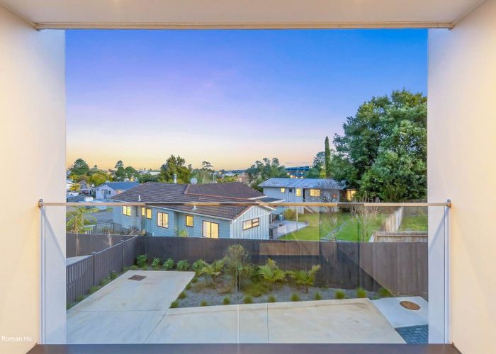  at 9/6 Woodhouse Place, West Harbour, Waitakere City, Auckland