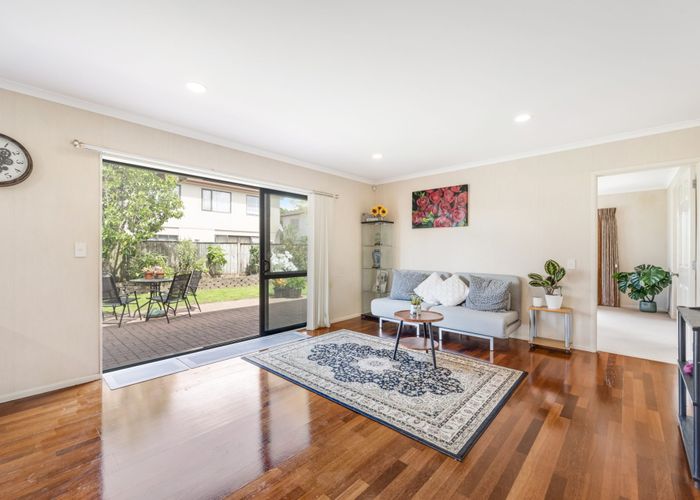  at 44 Thornbury Crescent, Dannemora, Manukau City, Auckland