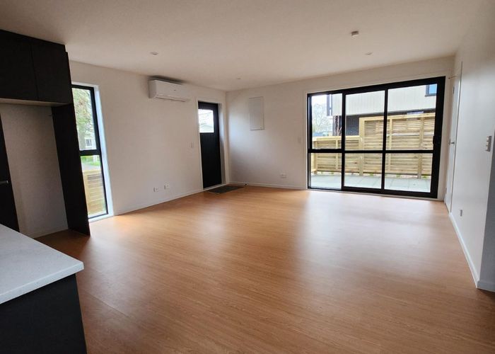  at 1/8 Victoria Street, Ebdentown, Upper Hutt