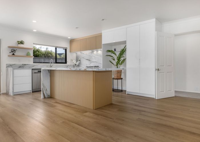 at 9 Takahe Drive, Paraparaumu Beach, Kapiti Coast, Wellington