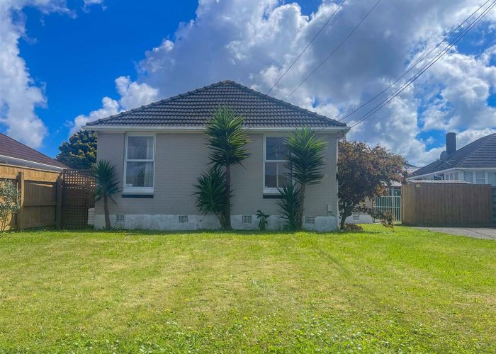 at 4 Hollard Grove, Avalon, Lower Hutt