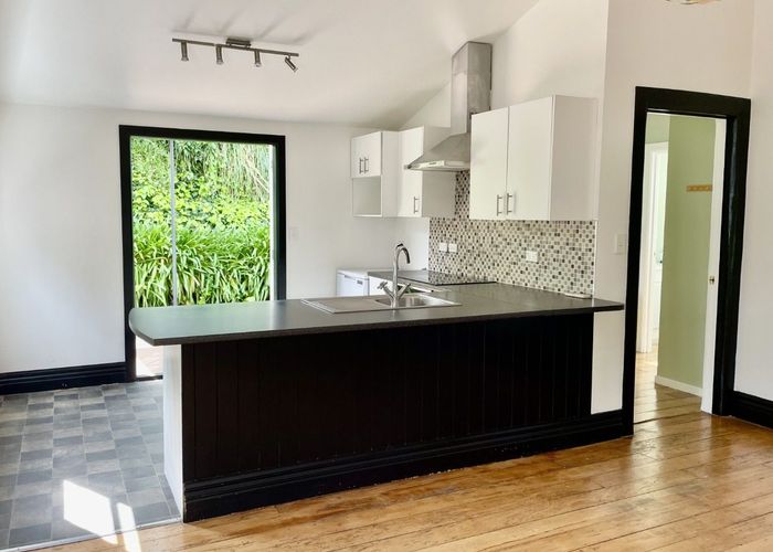 at 131 Shakespeare Road, Bluff Hill, Napier