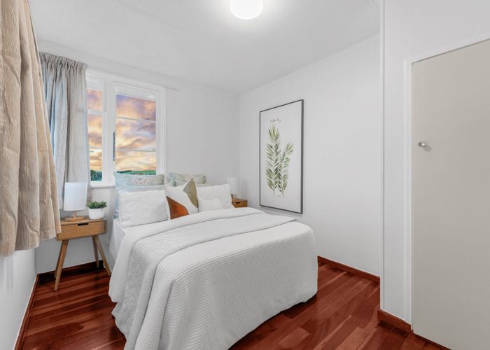  at 32 Price Crescent, Mount Wellington, Auckland