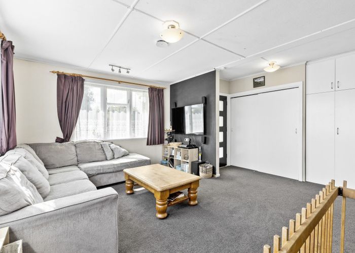 at 12 Collins Crescent, Feilding, Feilding