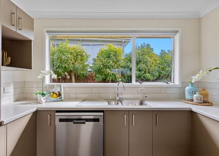  at 12 Towra Place, Botany Downs, Manukau City, Auckland