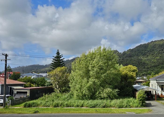  at 55 Nelson Quay, Cobden, Greymouth