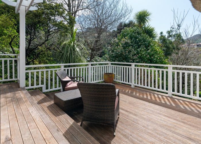  at 184 Wadestown Road, Wadestown, Wellington