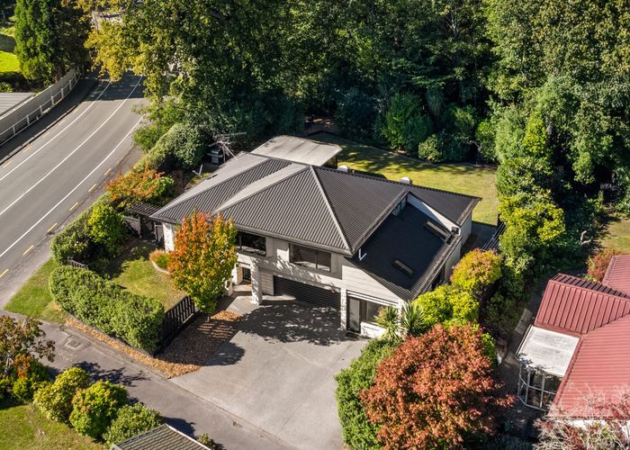  at 153 Cashmere Road, Cracroft, Christchurch City, Canterbury
