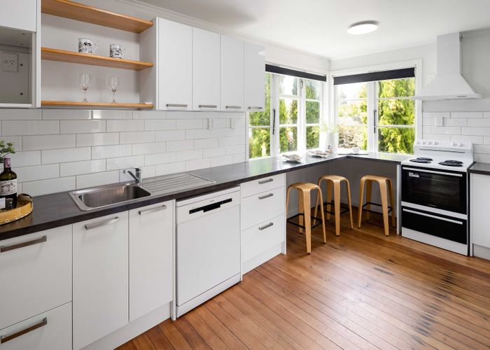  at 42 Churchill Avenue, Maeroa, Hamilton, Waikato