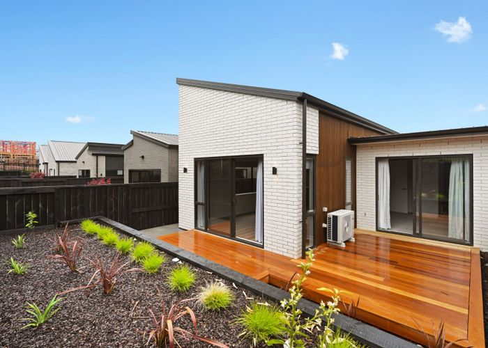  at 1/28 Lumino Terrace, Peacocke, Hamilton, Waikato