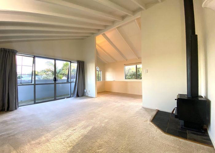  at 33B Wolsley Avenue, Milford, North Shore City, Auckland