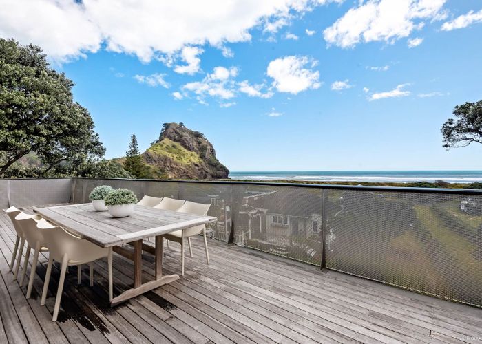  at 87 Marine Parade North, Piha