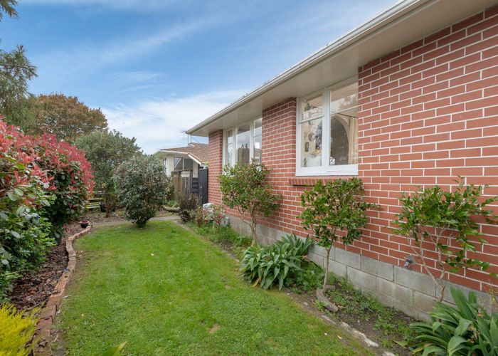  at 1/15 Clouston Park Road, Clouston Park, Upper Hutt, Wellington