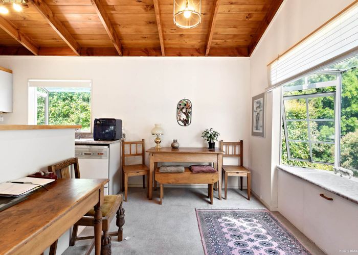  at 16A Woodside Crescent, St Heliers, Auckland
