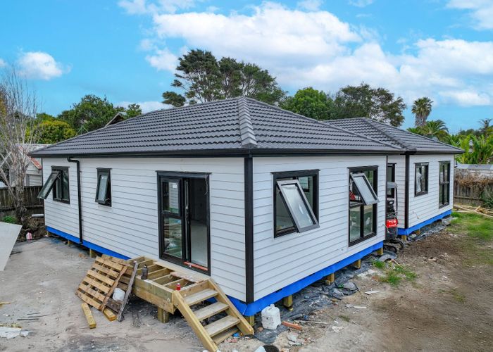  at 12 Cracroft Street, Otahuhu, Auckland