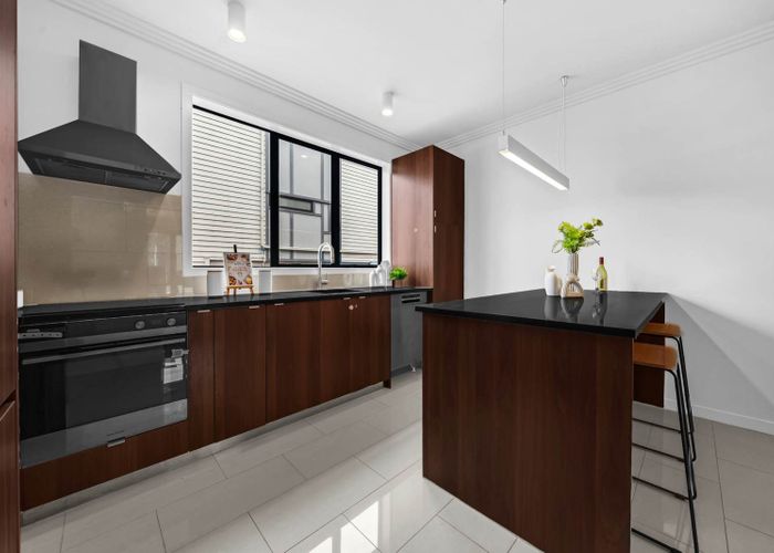  at 84 Norwood Drive, Flat Bush, Manukau City, Auckland