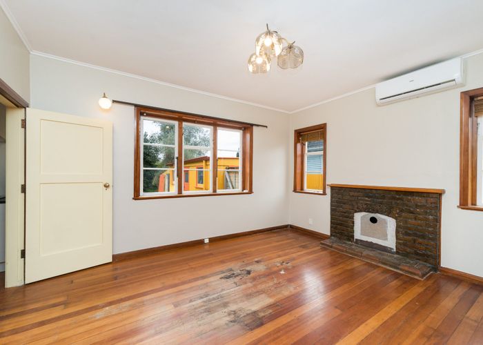  at 121 Savage Crescent, West End, Palmerston North