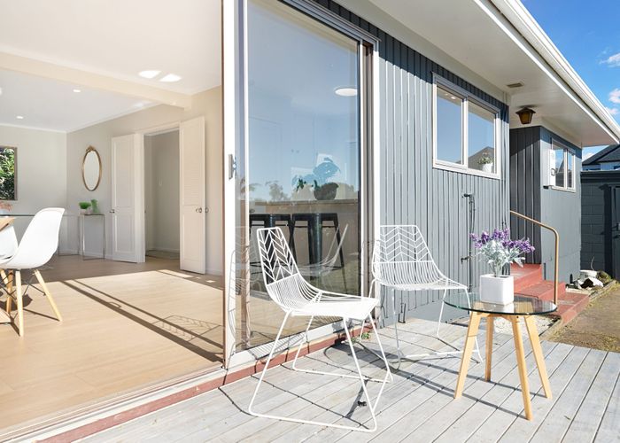  at 3/1A Amberley Avenue, Te Atatu South, Waitakere City, Auckland