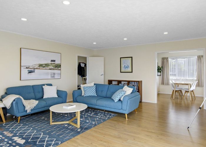  at 42 Mulberry Street, Maungaraki, Lower Hutt, Wellington
