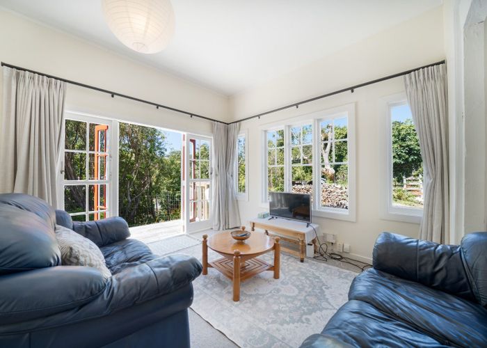  at 219 Middleton Road, Churton Park, Wellington