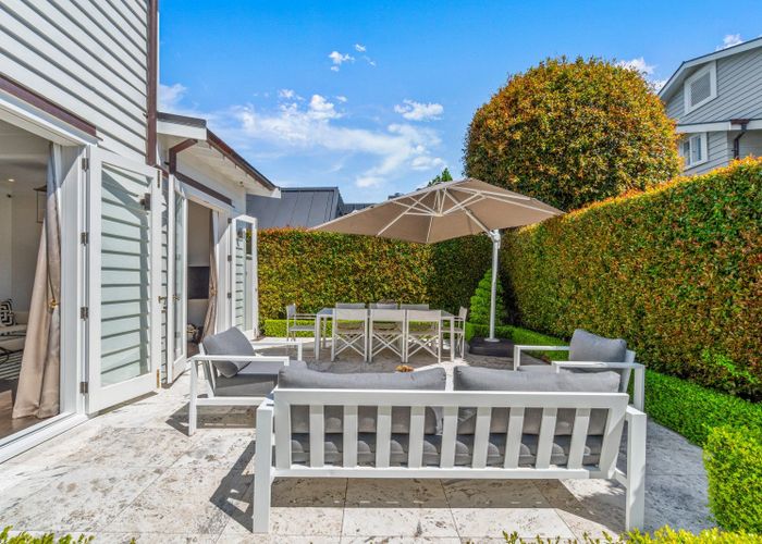  at 8A Burwood Crescent, Remuera, Auckland City, Auckland